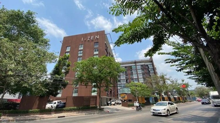 2012 ไม่อนุญาต i-Zen Condo เอกมัย-รามอินทรา