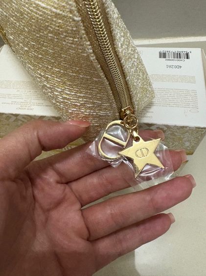 กระเป๋าเครื่องสำอาง Dior  รูปที่ 2