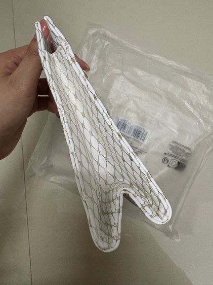 กระเป๋าเครื่องสำอาง YSL รูปที่ 2