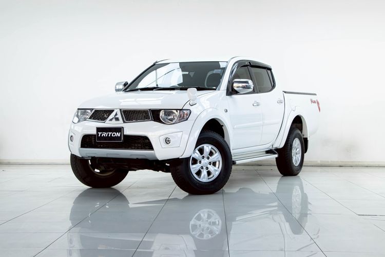 รถ Mitsubishi Triton 2.5 Plus สี เทา