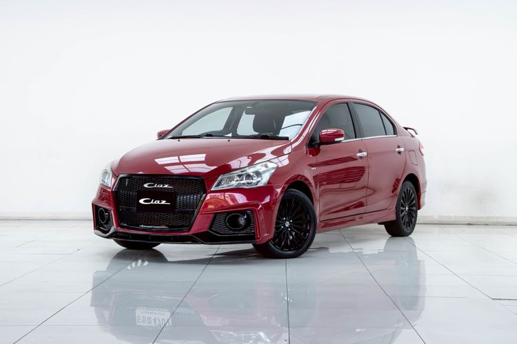 รถ Suzuki Ciaz 1.2 RS สี แดง