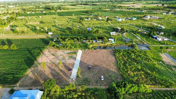 ไม่ใช่ ที่ดินติดเขา เลาขวัญ กาญจนบุรี รูปที่ 4