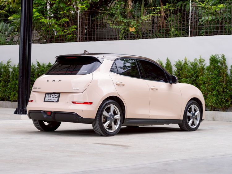 GWM ORA Good Cat 2022 500KM ULTRA Sedan ไฟฟ้า ไม่ติดแก๊ส เกียร์อัตโนมัติ ชมพู รูปที่ 4