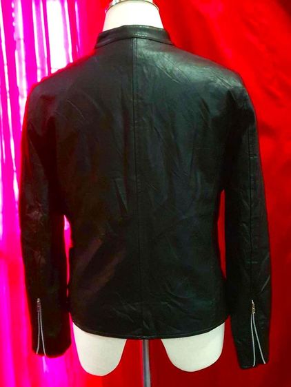 Uniqlo แจ็คเก็ตหนังสีดํา รูปที่ 2