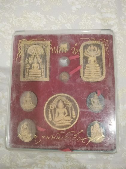 ชุดไตรภาคีศรีนคร วัดนางตรา ชุดกรรมการ