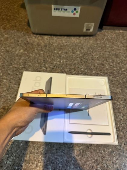 ขายSamsungTabS9FEสีGray128กิ๊กLTEใส่ซิมได้มีกล่องอีมี่ตรงสูนTrueสภาพสวยๆจอขาวๆรีได้อัพได้ไม่ติดอะไรสภาพนี้หายากมากๆๆใช้งานดีถูกๆๆๆๆๆ รูปที่ 3