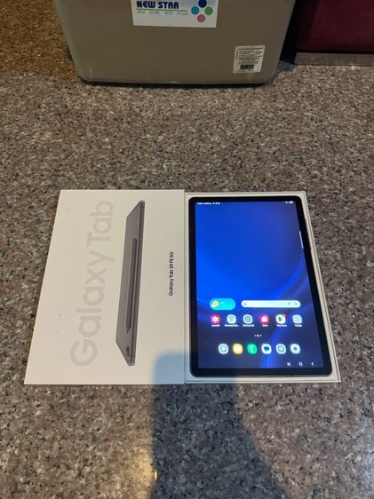 ขายSamsungTabS9FEสีGray128กิ๊กLTEใส่ซิมได้มีกล่องอีมี่ตรงสูนTrueสภาพสวยๆจอขาวๆรีได้อัพได้ไม่ติดอะไรสภาพนี้หายากมากๆๆใช้งานดีถูกๆๆๆๆๆ