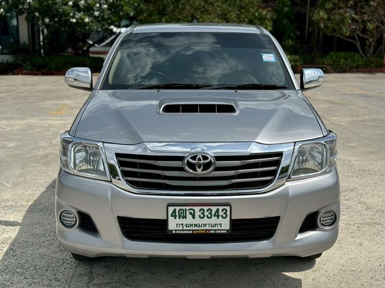Toyota Hilux Vigo Champ 2015 Smart Cab 2.5 E Pickup ดีเซล ไม่ติดแก๊ส เกียร์อัตโนมัติ บรอนซ์เงิน รูปที่ 2