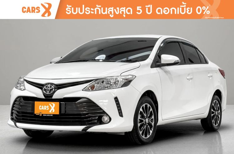 รถ Toyota Vios 1.5 E สี ขาว
