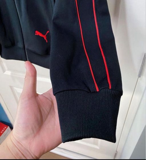 เสื้อวอร์มสีดำ แบรนด์ Puma รูปที่ 3