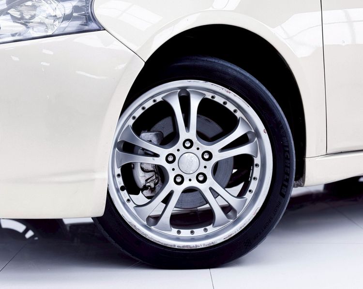 Mitsubishi Space Wagon 2005 2.4 GLS Utility-car เบนซิน LPG เกียร์อัตโนมัติ น้ำตาล รูปที่ 4