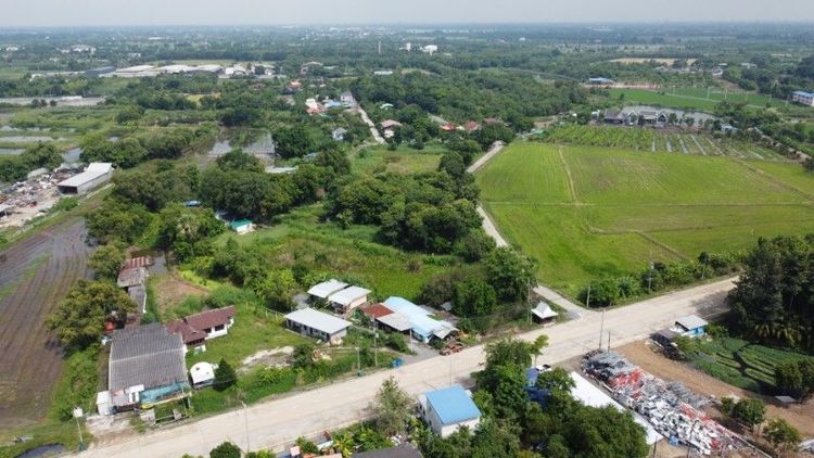 ไม่ใช่ ขายบ้านพร้อมที่ดิน รูปที่ 4