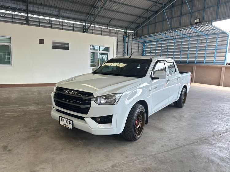 รถ Isuzu D-MAX 1.9 S สี ขาว