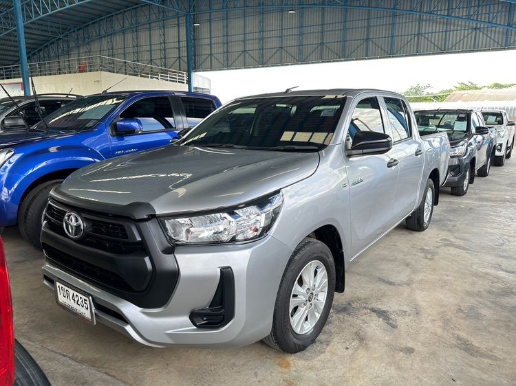 รถ Toyota Hilux Revo Double Cab 2.4 Mid Z Edition สี เทา