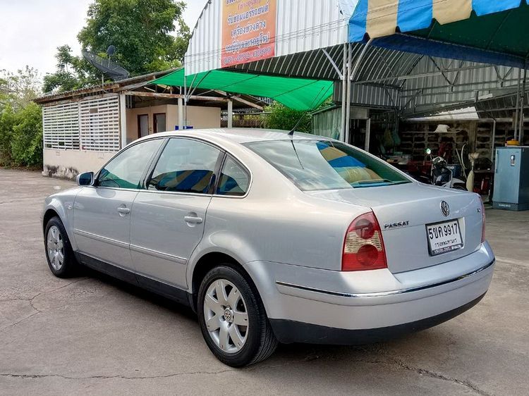 Volkswagen Passat 2004 1.9 TDi Sedan ดีเซล ไม่ติดแก๊ส เกียร์อัตโนมัติ บรอนซ์เงิน รูปที่ 2