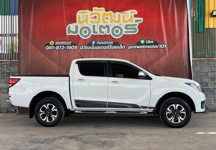 Mazda BT-50 Pro 2019 2.2 Thunder Hi-Racer Pickup ดีเซล ไม่ติดแก๊ส เกียร์ธรรมดา ขาว รูปที่ 4