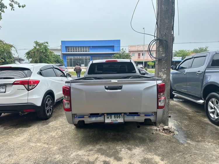 Isuzu D-MAX 2022 1.9 S Pickup ดีเซล ไม่ติดแก๊ส เกียร์ธรรมดา เทา รูปที่ 4