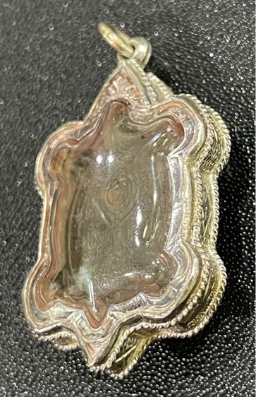 เหรียญพญาเต่าเรือน รุ่นเฮงแสนเฮง พิมพ์เจ้าทรัพย์ นวะ หลวงปู่หลิว วัดไร่แตงทอง ปี 2539 พร้อมกรอบเงินแท้ รูปที่ 5