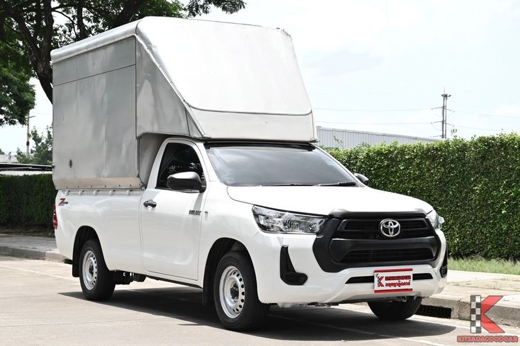 Toyota Hilux Revo 2023 2.4 Entry Pickup ดีเซล ไม่ติดแก๊ส เกียร์ธรรมดา ขาว
