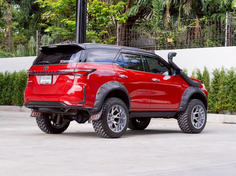 Toyota Fortuner 2022 2.4 Legender 4WD Utility-car ดีเซล ไม่ติดแก๊ส เกียร์อัตโนมัติ แดง รูปที่ 4
