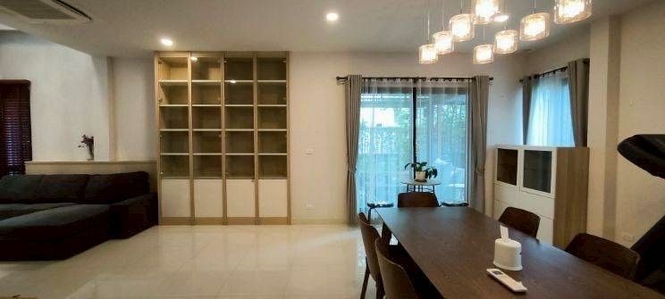 ตกแต่งครบ ขายบ้านเดี่ยว 2 ชั้น หมู่บ้านเดอะ ซิตี้ บางนา-กม.7 ทำเลดี เดินทางสะดวก รูปที่ 2