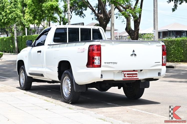Mitsubishi Triton 2023 All New 2.4 Pro 4WD Single Cab Pickup ดีเซล ไม่ติดแก๊ส เกียร์ธรรมดา ขาว รูปที่ 3