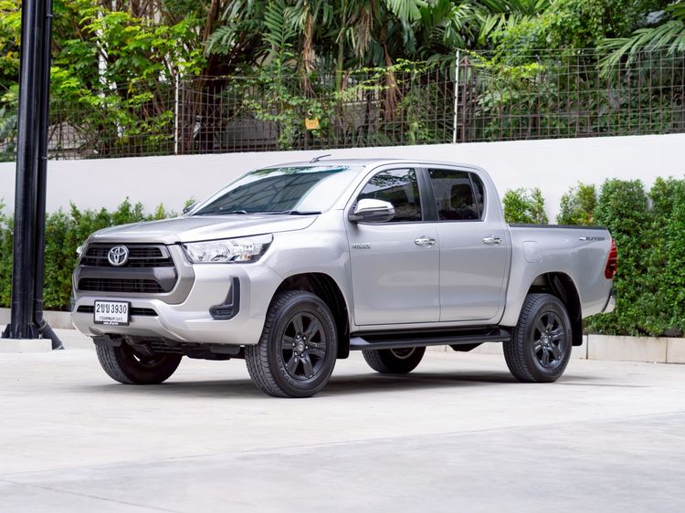 Toyota Hilux Revo 2021 Double Cab 2.4 Entry Prerunner Pickup ดีเซล ไม่ติดแก๊ส เกียร์อัตโนมัติ บรอนซ์เงิน รูปที่ 3