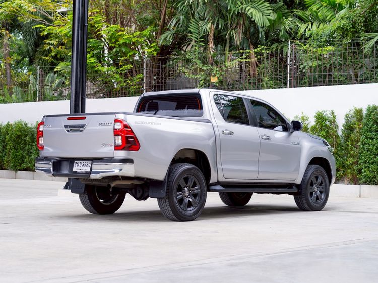 Toyota Hilux Revo 2021 Double Cab 2.4 Entry Prerunner Pickup ดีเซล ไม่ติดแก๊ส เกียร์อัตโนมัติ บรอนซ์เงิน รูปที่ 4