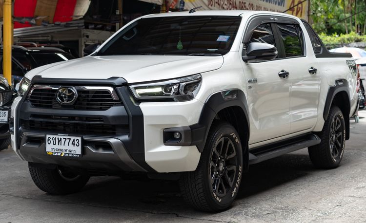 Toyota Hilux Revo 2021 Double Cab 4x4 2.8 Rocco Pickup ดีเซล ไม่ติดแก๊ส เกียร์อัตโนมัติ ขาว รูปที่ 2