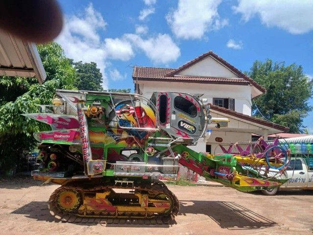 รถเกี่ยวข้าวสภาพสวย ปี2024  รูปที่ 6