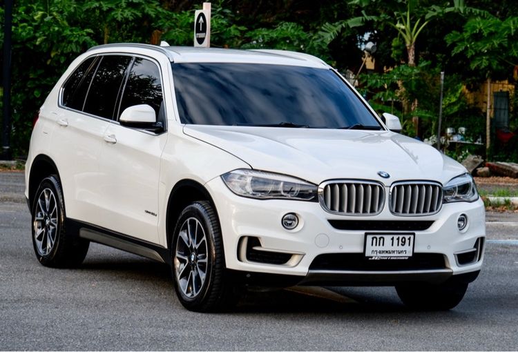 รถ BMW X5 2.0 sDrive25d Pure Experience สี ขาว