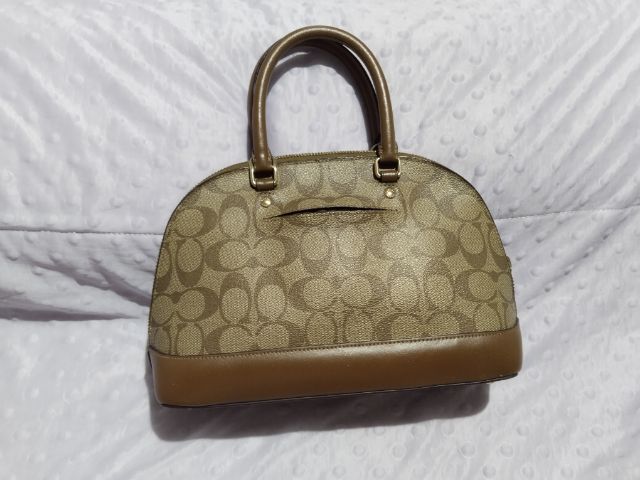 coach  รูปที่ 3