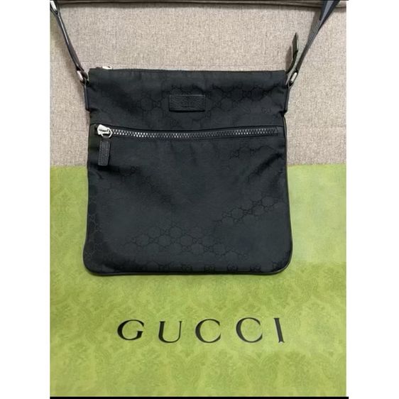 ชาย ดำ ผ้า Gucci messenger bag