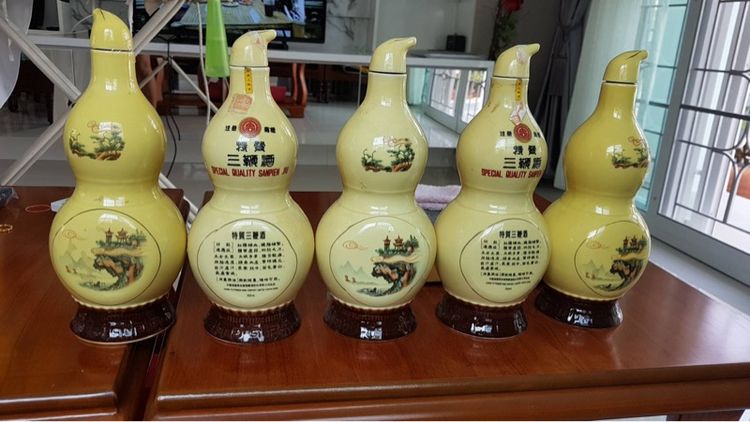 ขวดเหล้าจีนน้ำเต้า