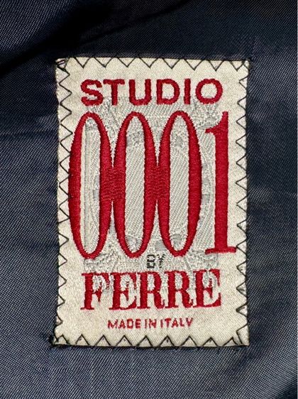 ⚠️MADE IN ITALY‼️เสื้อสูท FERRE ของแท้ กระดุมทอง รูปที่ 6