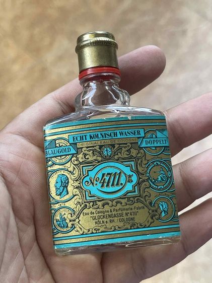 น้ำหอม 4711 มีรอยเปิด ขนาด 25ml  0.9 Oz.  สภาพเก่าตามกาลเวลา 