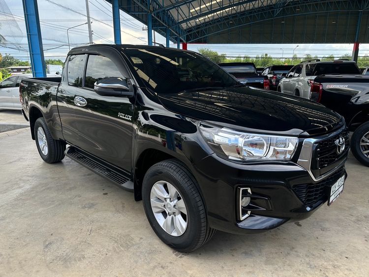 Toyota Hilux Revo 2019 2.4 J Plus Prerunner Pickup ดีเซล ไม่ติดแก๊ส เกียร์ธรรมดา ดำ รูปที่ 2