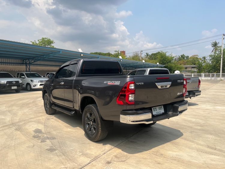 Toyota Hilux Revo 2022 Smart Cab 2.4 Entry Prerunner Pickup ดีเซล ไม่ติดแก๊ส เกียร์ธรรมดา เทา รูปที่ 4