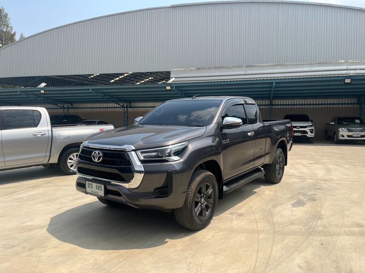 Toyota Hilux Revo รุ่น Smart Cab 2.4 Entry Prerunner สีเทา MT ปี 2022