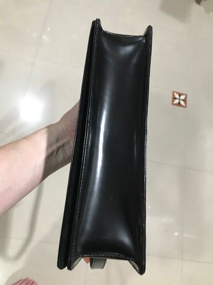 ลดราคา Gucci ของแท้ ใช้ได้ 2 แบบ คลัช และ สายสะพายยาว รูปที่ 8