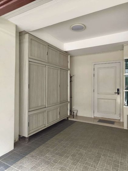 ตกแต่งครบ ขายทาวน์โฮม 3 ชั้น โครงการPremium Place 9 ฟังก์ชั่นครบ หน้าบ้านต่อเติมพร้อมใช้งานค้าขาย-ทำธุรกิจได้ ทำเลดี เดินทางสะดวก รูปที่ 3