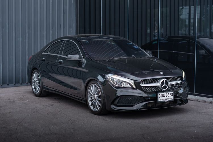 Mercedes-Benz CLA-Class 2019 CLA250 AMG Sedan เบนซิน ไม่ติดแก๊ส เกียร์อัตโนมัติ ดำ รูปที่ 3