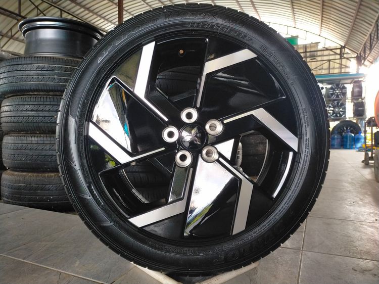 อื่นๆ 18" อื่นๆ แม็กมิตซู ป้ายแดงสีเดิม ขอบ18 พร้อมยางดันลอป 225 50 18 ปี24 ยางสวยทุกเส้น ใส่ไทรทันตัวเตี้ย  xforce xpander  lancer EXหรือแปลงใส่ยี่ห้ออื่น 