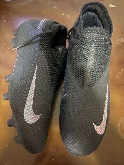 รองเท้าฟุตบอล รูปที่ 2