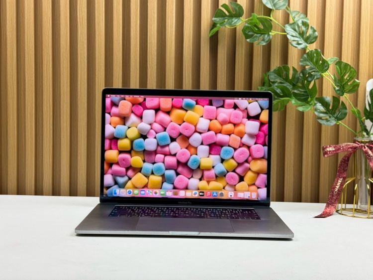 Apple อื่นๆ แมค โอเอส 16 กิกะไบต์ อื่นๆ ไม่ใช่ MacBook Pro 15-inch,2018 Four Thunderbolt 3 ports Intel Core i7 Ram16GB SSD256GB SpaceGray