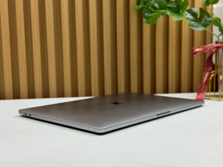 MacBook Pro 15-inch,2018 Four Thunderbolt 3 ports Intel Core i7 Ram16GB SSD256GB SpaceGray รูปที่ 8