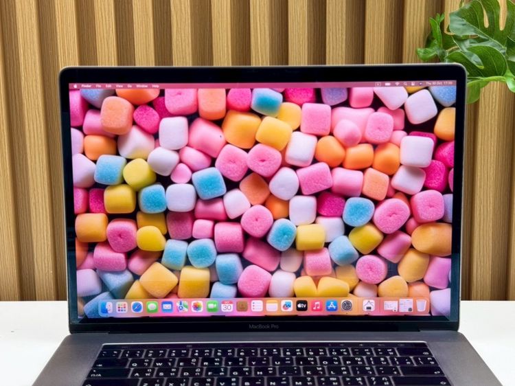 MacBook Pro 15-inch,2018 Four Thunderbolt 3 ports Intel Core i7 Ram16GB SSD256GB SpaceGray รูปที่ 4