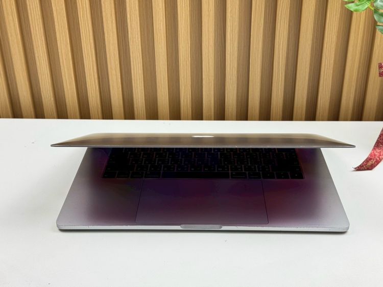 MacBook Pro 15-inch,2018 Four Thunderbolt 3 ports Intel Core i7 Ram16GB SSD256GB SpaceGray รูปที่ 6