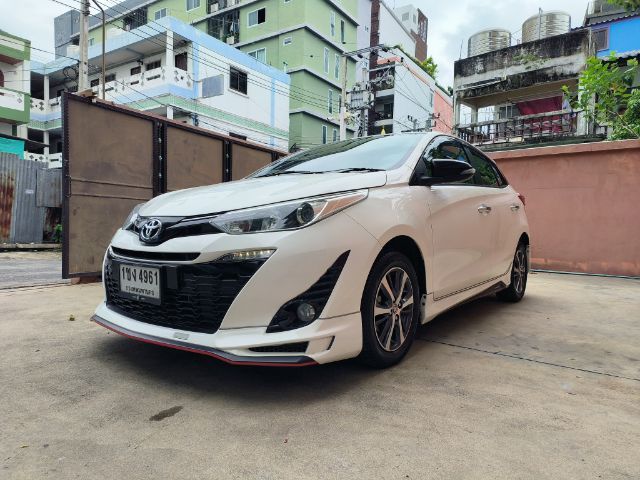 Toyota Yaris 2020 1.2 Entry Sedan เบนซิน ไม่ติดแก๊ส เกียร์อัตโนมัติ ขาว รูปที่ 4