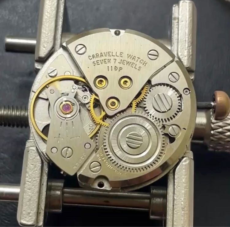 นาฬิกา Caravelle รูปที่ 2